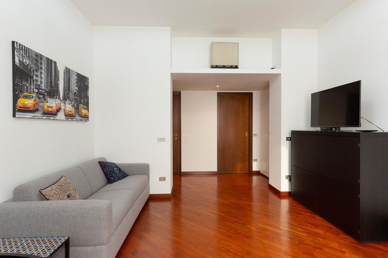 Flat In Citylife Near Metro! Apartment Milan Exterior photo